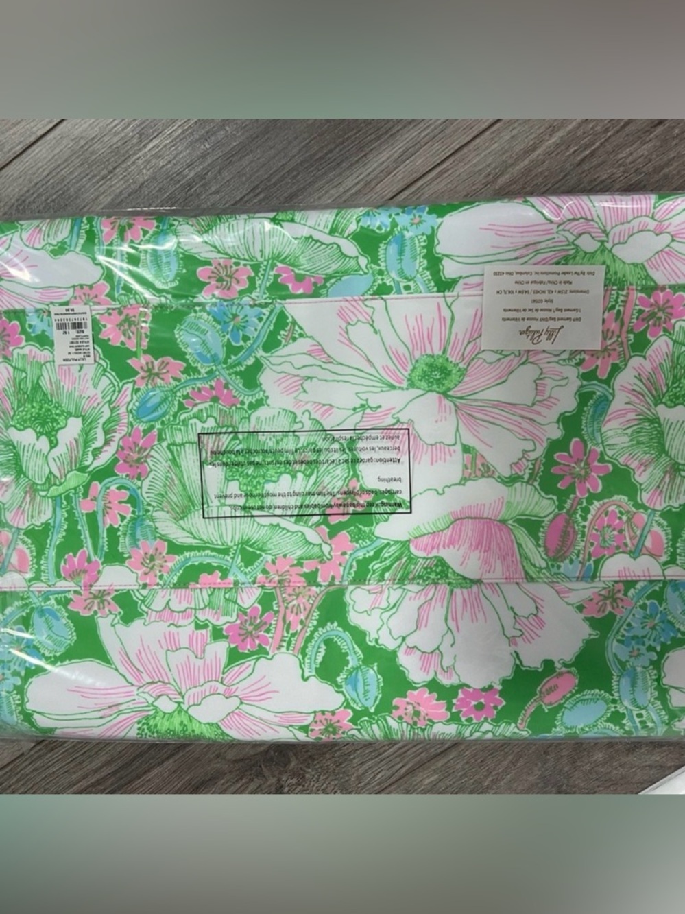 NWT Lilly Pulitzer Rolling Suitcase, Garment Bag, Packing Cubes - Luggage Set - Picture 8 of 10